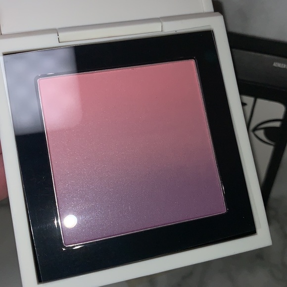 Azalea blossom Toledo x MAC Ombre Powder Blush - Picture 5 of 15